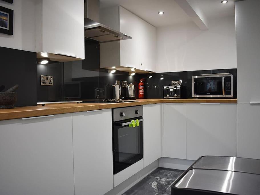 Havelock Court Apartment Whitby Bagian luar foto